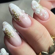 Signature design at Nail Boss Studio